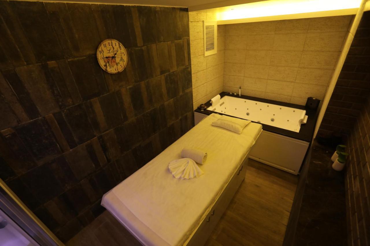 Milestone Inn & Spa 무소리에 외부 사진